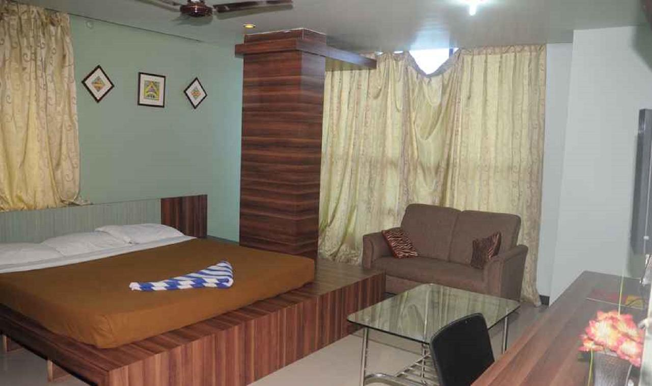 Hotel Bhubaneswari Classic Brahmapur Exterior foto